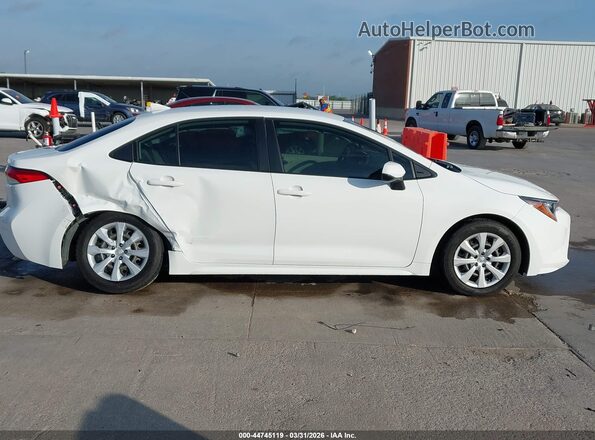 JTDEPMAE6N3025803 2022 TOYOTA LL White Widok wnętrza z tyłu
