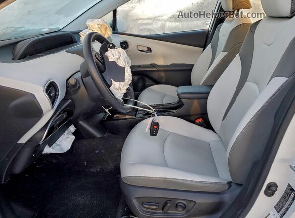 JTDKAMFP1M3169028 2021 TOYOTA PRIUS Белый Вид салона спереди