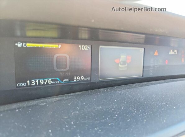 JTDKAMFU4M3127653 2021 TOYOTA PRIUS White ხელსაწყოთა პანელის ხედი