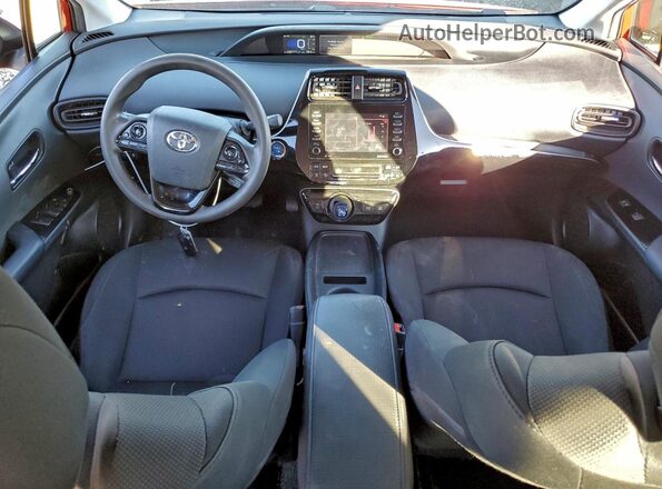 JTDKAMFU5N3153227 2022 TOYOTA PRIUS Red Widok deski rozdzielczej