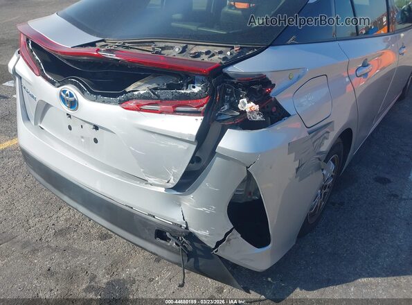 JTDKARFP6J3095064 2018 TOYOTA PRIUS PRIME Серебряный Вид спереди