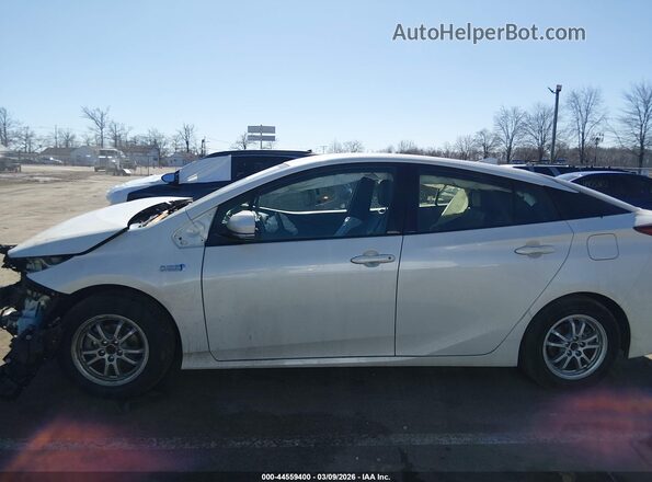 JTDKARFP7J3076944 2018 TOYOTA PRIUS PRIME Белый Панорамный вид салона 360°