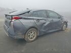 2017 Toyota Prius Two Угольный vin: JTDKBRFU3H3045588