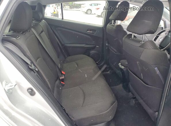 JTDL9RFU6L3014019 2020 TOYOTA LE Silver Vista de los asientos traseros