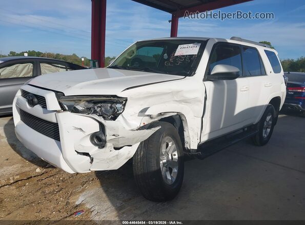 JTEBU5JR3J5546802 2018 TOYOTA 4RUNNER Белый Передняя левая четверть