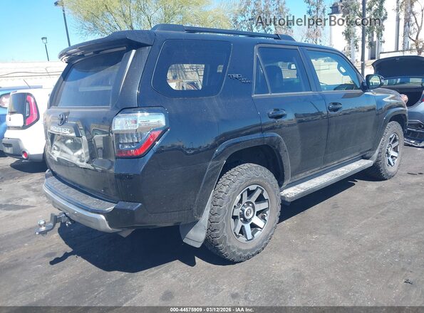 JTEBU5JR9L5740589 2020 TOYOTA 4RUNNER Черный Задняя правая четверть