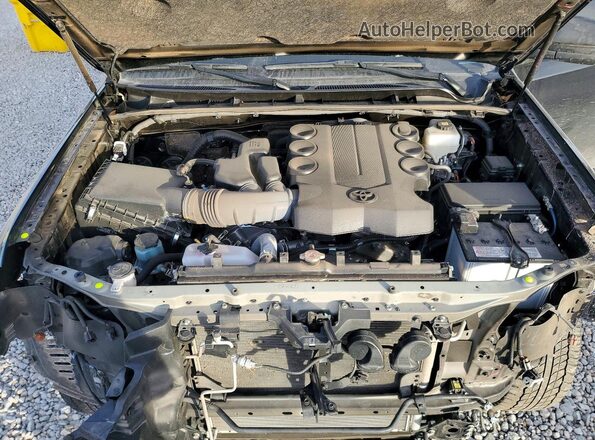 JTEMU5JR0R6272411 2024 TOYOTA 4RUNNER Черный Вид подкапотного пространства