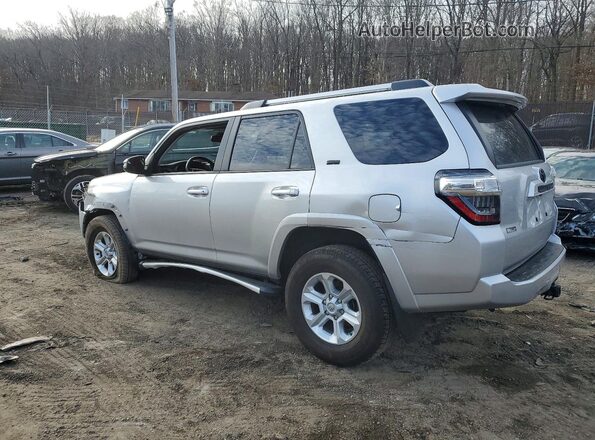 JTENU5JR3R6231923 2024 TOYOTA 4RUNNER Серебряный Задняя левая четверть