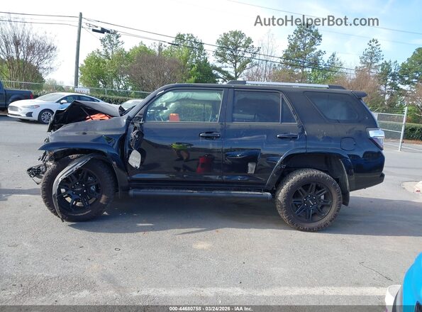 JTENU5JRXR6285140 2024 TOYOTA 4RUNNER Черный Панорамный вид салона 360°