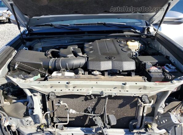 JTERU5JR2M5901526 2021 TOYOTA 4RUNNER Серебряный Вид подкапотного пространства