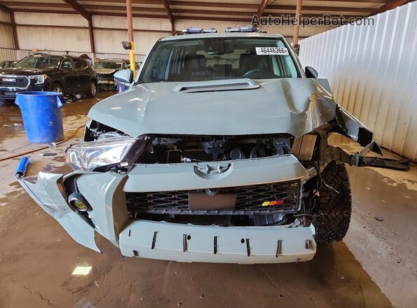 JTERU5JR5N6033453 2022 TOYOTA 4RUNNER Серый Вид спереди