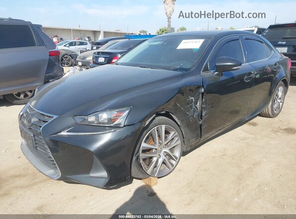 JTHBA1D22J5075731 2018 LEXUS IS 300 Черный Передняя левая четверть