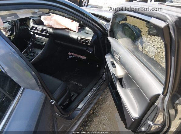 JTHBA1D25J5078641 2018 LEXUS IS 300 Gray წინა სალონის ხედი