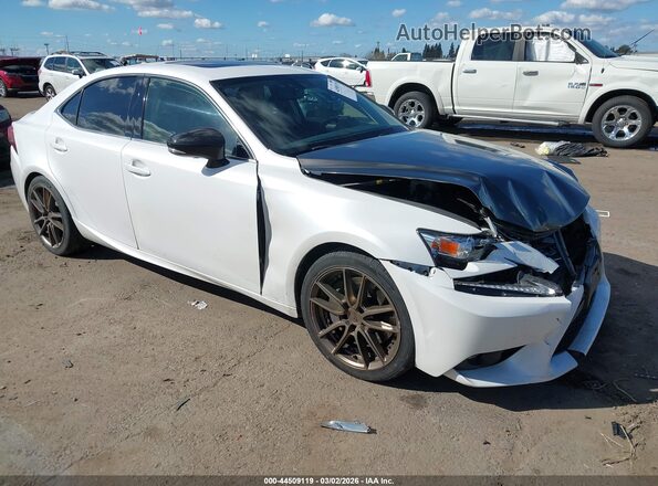 JTHBA1D27G5024184 2016 LEXUS IS 200T Белый Передняя правая четверть