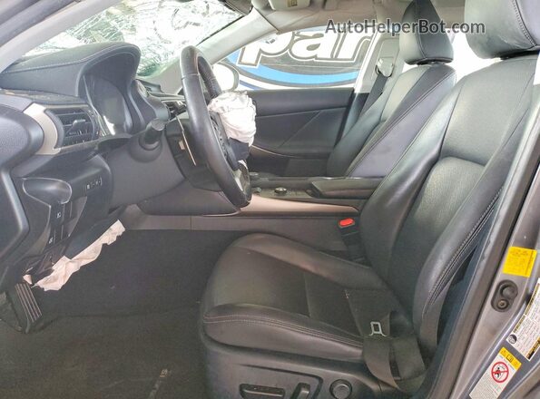 JTHBA1D27K5084409 2019 LEXUS IS Серый Вид салона спереди