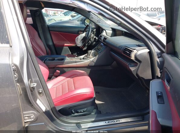 JTHBA1D28H5044106 2017 LEXUS IS 200T Gray Widok wnętrza z przodu