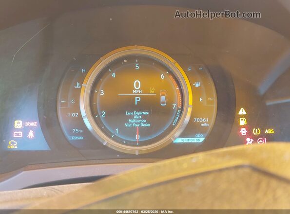 JTHBA1D28H5044106 2017 LEXUS IS 200T Gray Widok tylnych siedzeń