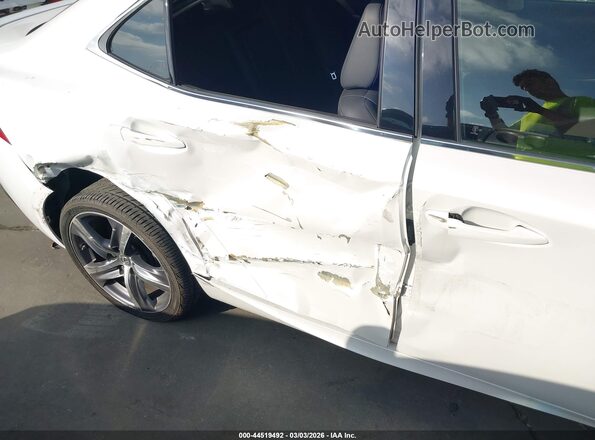 JTHBA1D28H5061200 2017 LEXUS IS 200T Белый Вид спереди