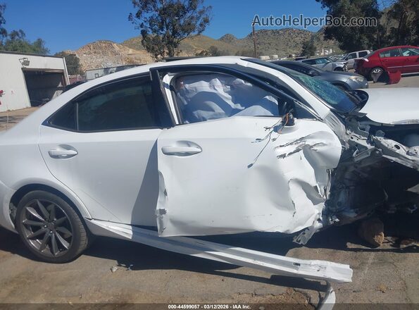 JTHBA1D29H5051369 2017 LEXUS IS 200T Белый 