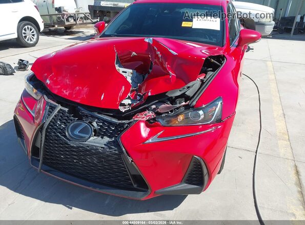 JTHBA1D29J5078142 2018 LEXUS IS 300 Красный Вид спереди