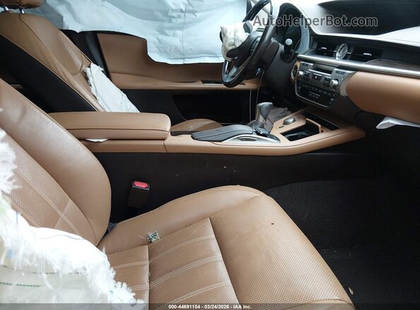 JTHBK1GGXG2232243 2016 LEXUS ES 350 Белый Вид салона спереди