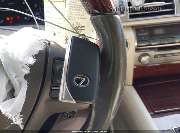 JTHBL5EF4G5139702 2016 LEXUS LS 460 Белый Вид панели приборов