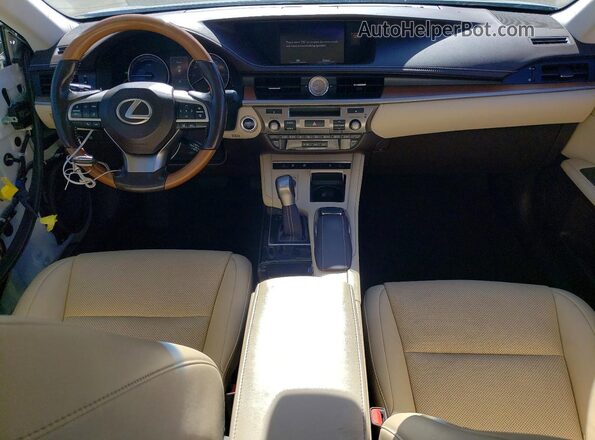 JTHBW1GG2J2184863 2018 LEXUS ES Белый Вид панели приборов