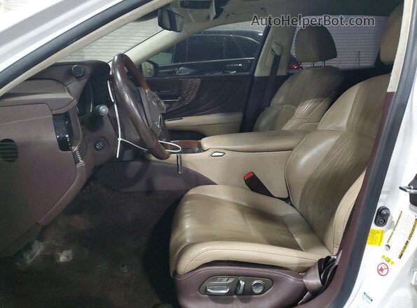 JTHC51FF9K5005511 2019 LEXUS LS Белый Вид салона спереди