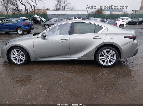 JTHC81F22M5045565 2021 LEXUS IS 300 Silver სალონის 360-გრადუსიანი ხედი