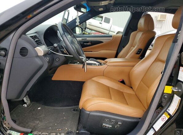 JTHCL5EF6G5026029 2016 LEXUS LS Черный Вид салона спереди