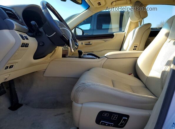 JTHCL5EF6H5029420 2017 LEXUS LS Белый Вид салона спереди