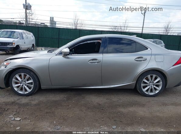 JTHCM1D29G5010637 2016 LEXUS IS 300 Gray Widok wnętrza z tyłu