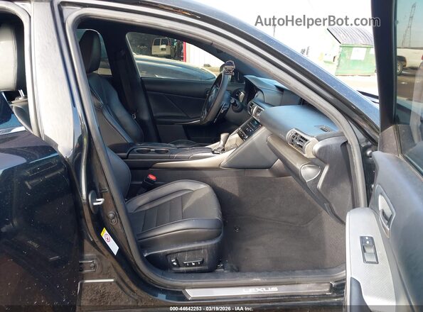JTHCM1D29H5022692 2017 LEXUS IS 300 Black Widok wnętrza z przodu