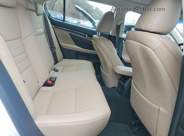 JTHCZ1BLXJA008150 2018 LEXUS GS Белый Вид задних сидений