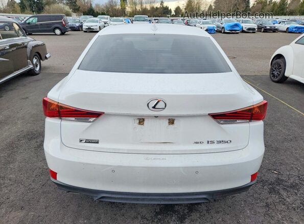 JTHCZ1D24J5016158 2018 LEXUS IS Белый Вид сзади