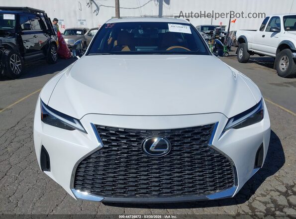 JTHD81F20P5052619 2023 LEXUS IS 300 Белый Вид спереди