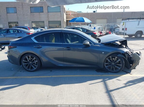 JTHGZ1B22M5040886 2021 LEXUS IS 350 Серебряный Вид задней части салона