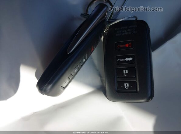 JTHGZ1B22N5055664 2022 LEXUS IS 350 Белый Вид панели приборов