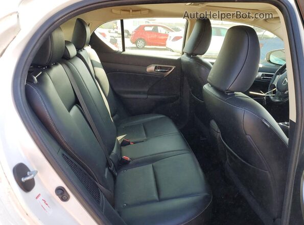 JTHKD5BH9H2299712 2017 LEXUS CT Белый Вид задних сидений