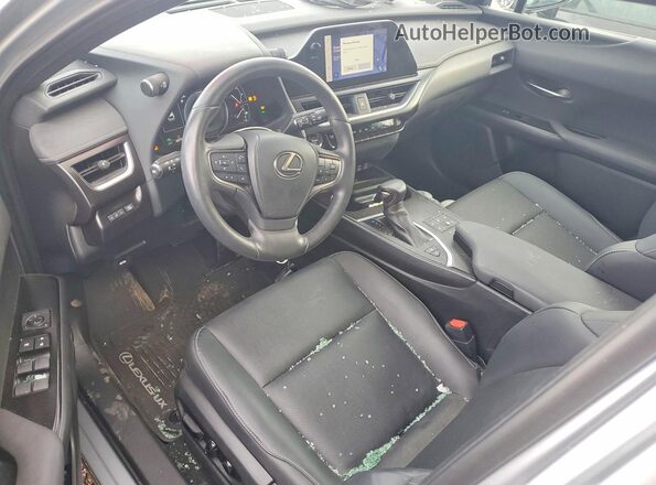 JTHP9JBH3P2064236 2023 LEXUS UX Silver Vista del salpicadero