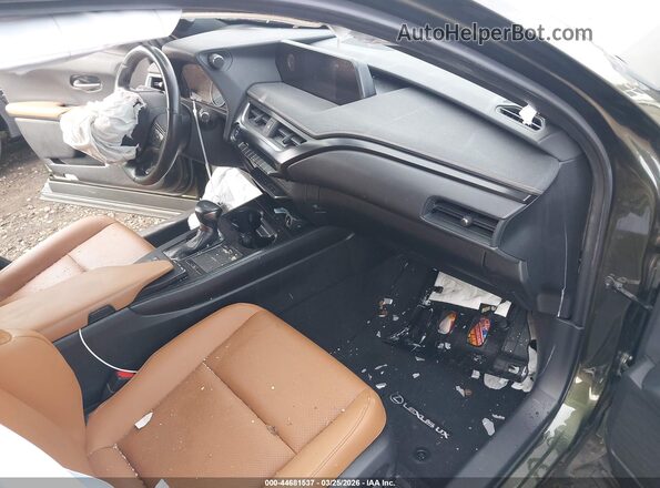 JTHP9JBH5N2055874 2022 LEXUS UX 250H Зеленый Вид салона спереди