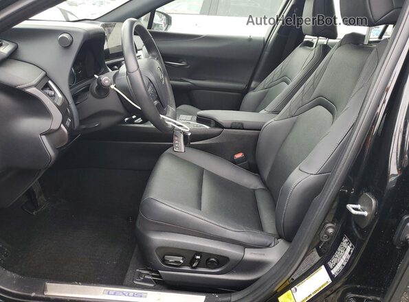 JTHP9JBH7P2065261 2023 LEXUS UX Черный Вид салона спереди