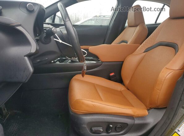 JTHP9JBH8L2031372 2020 LEXUS UX Зеленый Вид салона спереди