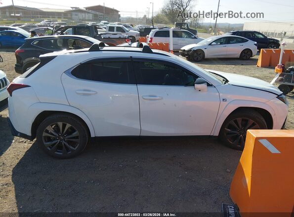 JTHR6JBH8P2139448 2023 LEXUS UX 250H White Widok wnętrza z tyłu