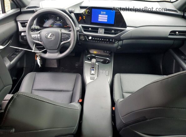 JTHUCJDH6S2012285 2025 LEXUS UX Gray წინა პანელის ხედი