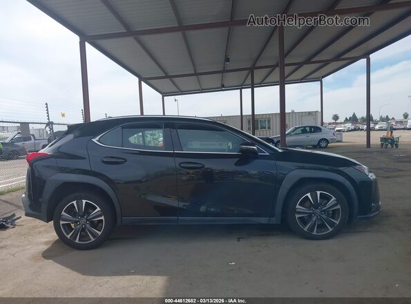 JTHX3JBHXN2046475 2022 LEXUS UX 200 Black Вид задньої частини салону