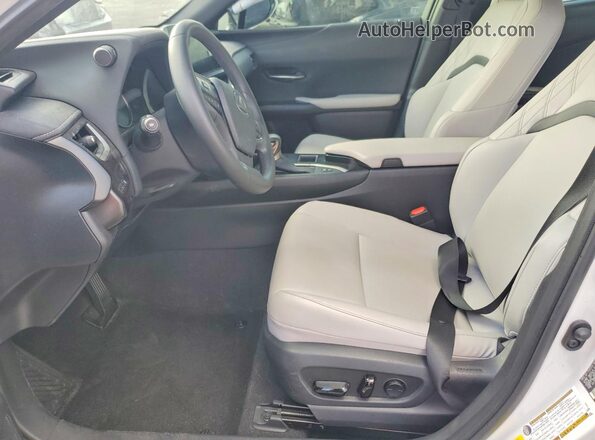 JTHX6JBH6P2148432 2023 LEXUS UX Белый Вид салона спереди