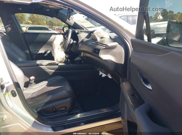 JTHY3JBH7K2000909 2019 LEXUS UX 200 Silver Вид салону спереду