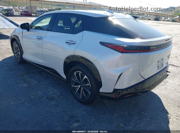 JTJAAAAB8PA019596 2023 LEXUS RZ 450E White Trasero izquierdo