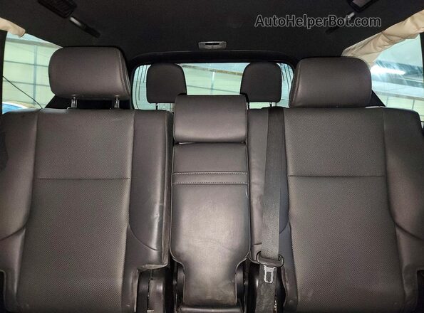 JTJAM7BX5L5253993 2020 LEXUS GX Gray Widok tylnych siedzeń